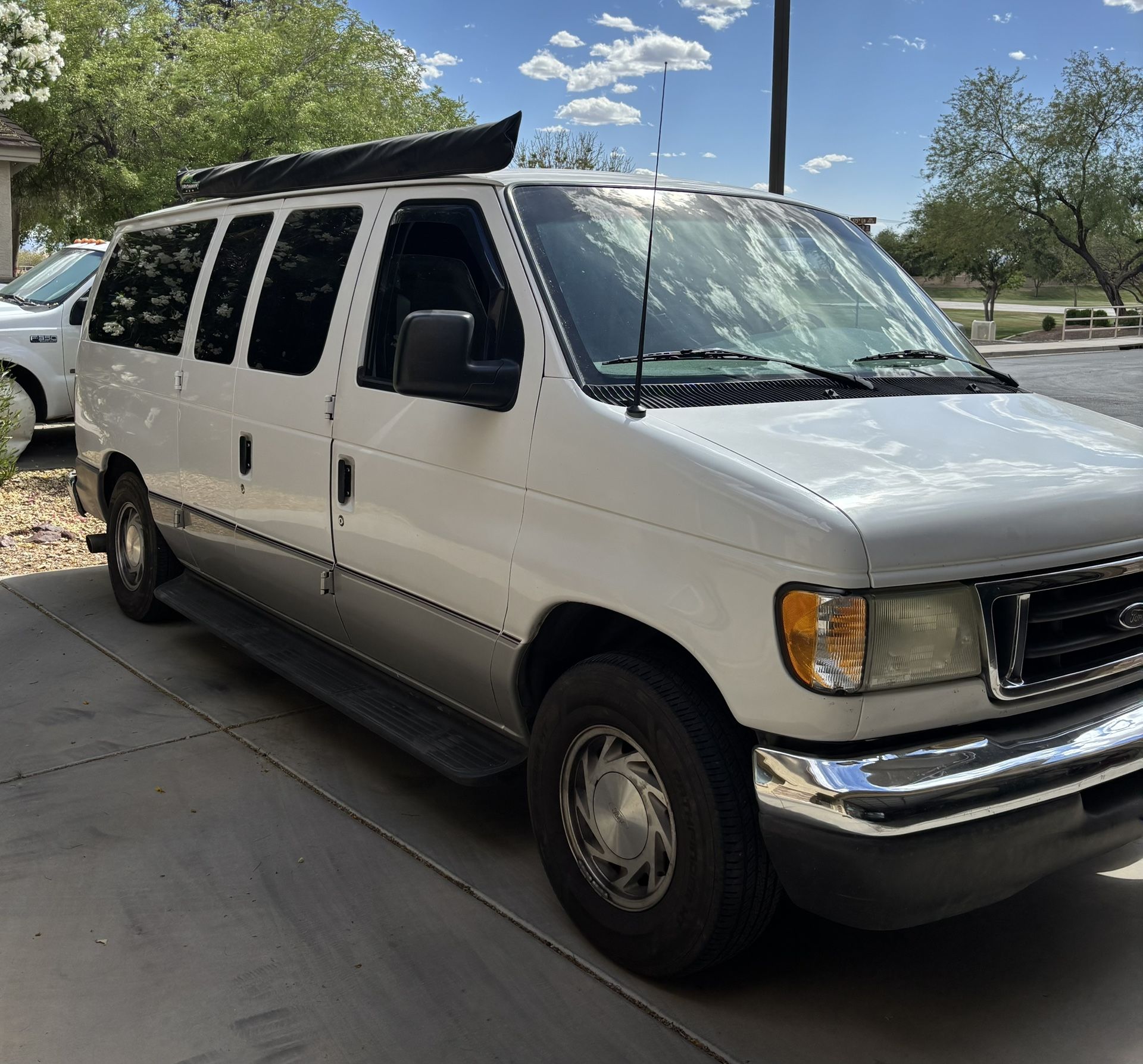 2003 Ford E-150