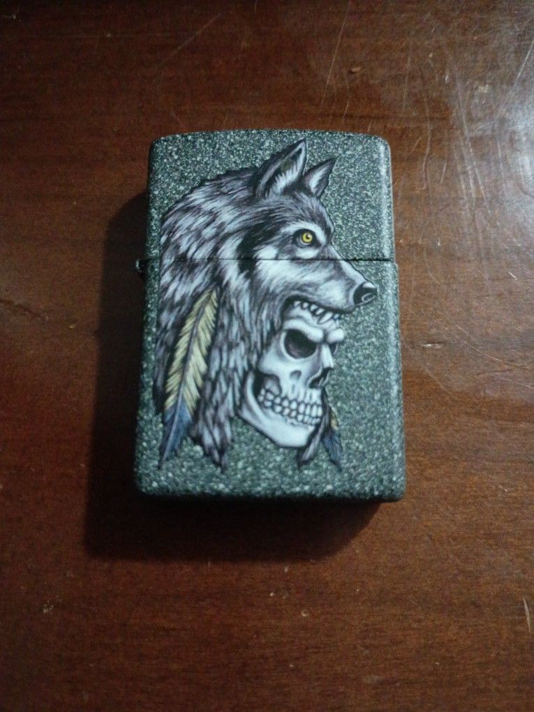 Wolf Head Zippo