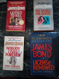 JAMES BOND Enthusiasts