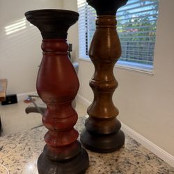 Set Of 2 Wood Candle Holders 