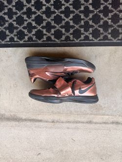 KD 4 Christmas Size 12