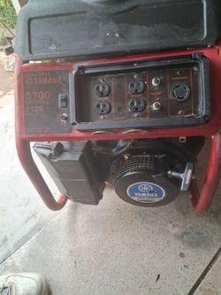 Yamaha 5700W Portable Gas Generator