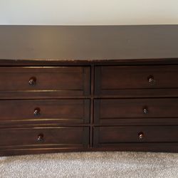 4 Piece Bedroom Set 