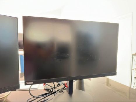 Lenovo Thinkvision P24q-10 -24 inches 