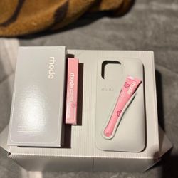 Rhode lipstick, iPhone 14 Pro Max 