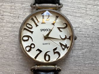 Vintage Sasson Ladies Watch - New Battery - Easy Read Dial