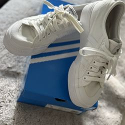 Nizza Platform Lace Up Sneakers Size 8 Women 