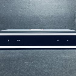 Bose SoundLink III Bluetooth Speaker w/Charger