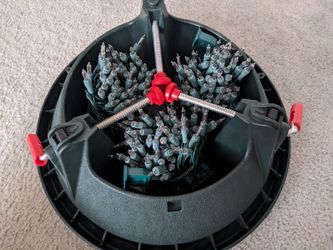 Tree stand & lights