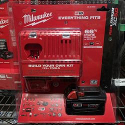 Milwaukee M18 Red Lithium-Ion XC5.0 Battery & Charger Kit
