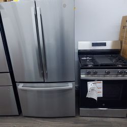 Stove Fridge And Microwave...fridge 36 Wide 69 Hight 32 Deep New Open Box 1 Year Manucfature  Warranty..$1799..all3 Item