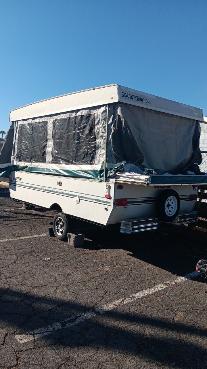 Pop Camper