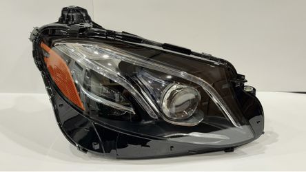 2017-2020 Mercedes E class E300 and adaptive full led Headlight original OEM perfect shape