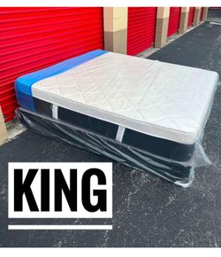 NEW Mattress King Size Plush Pillowtop With Box Spring // Offer  🚚