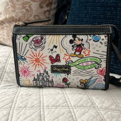 New Dooney And Bourke Disney Purse