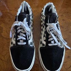 Men Vans size 12