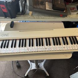 The One Smart Piano