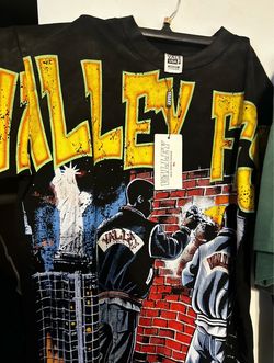 Valley Vale Sports Division Graphic T-Shirt Medium