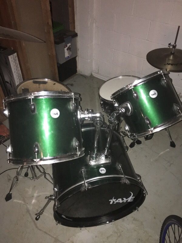 Drum set