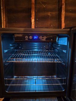 Mini fridge