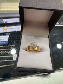 Beautiful 14k ring