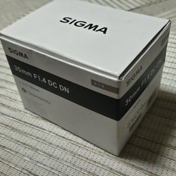 Sigma  30mmf1.4 DC DN FOR SONY 