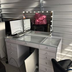 Impressions vanity For Sale (Original Model)