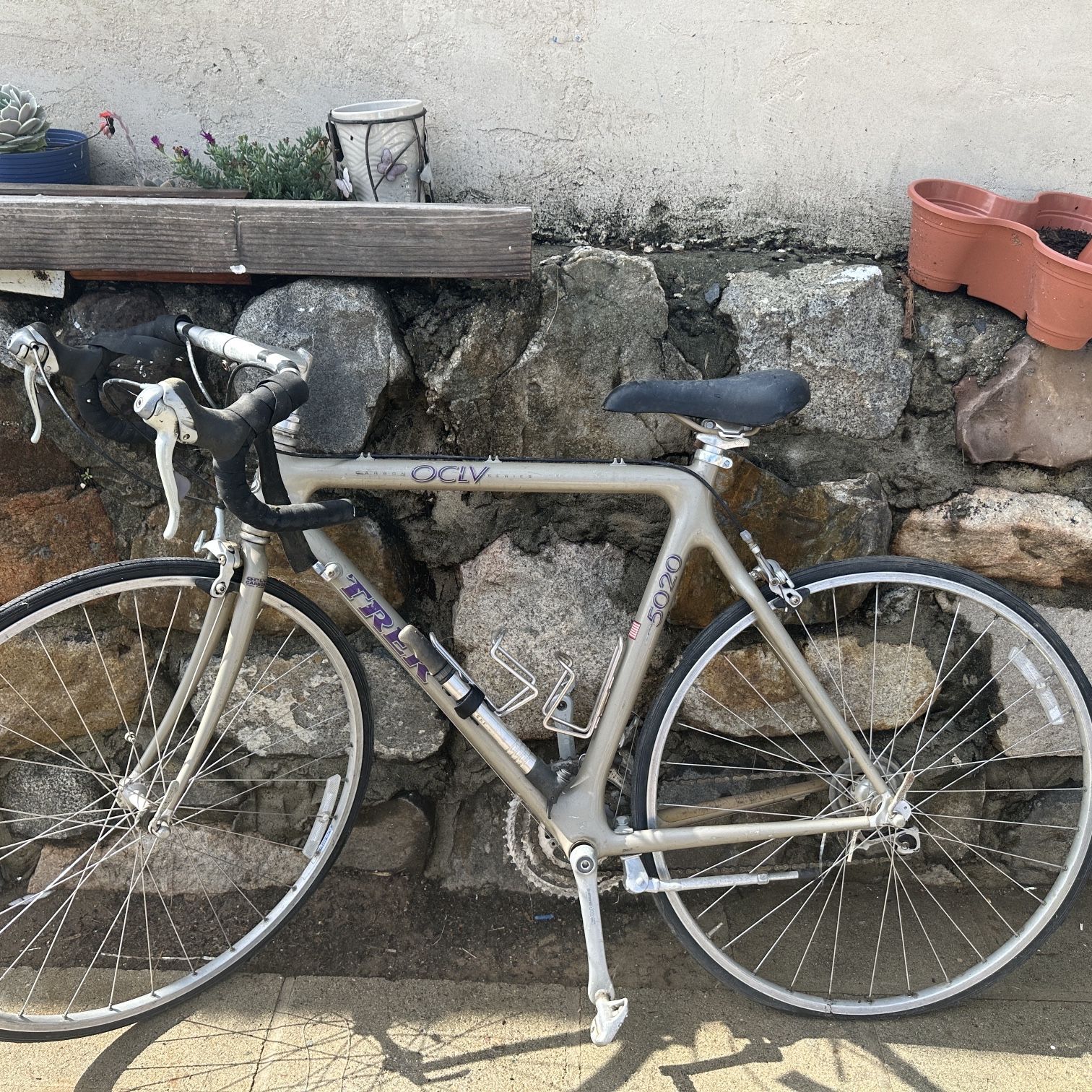 TREK 5020 OCLV Carbon Series Bike for Sale in Fallbrook CA OfferUp