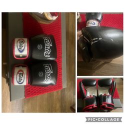 Black Fairtex Muay Thai Gloves 