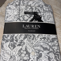 2 Pc Lauren Ralph Lauren pajama set grey!!