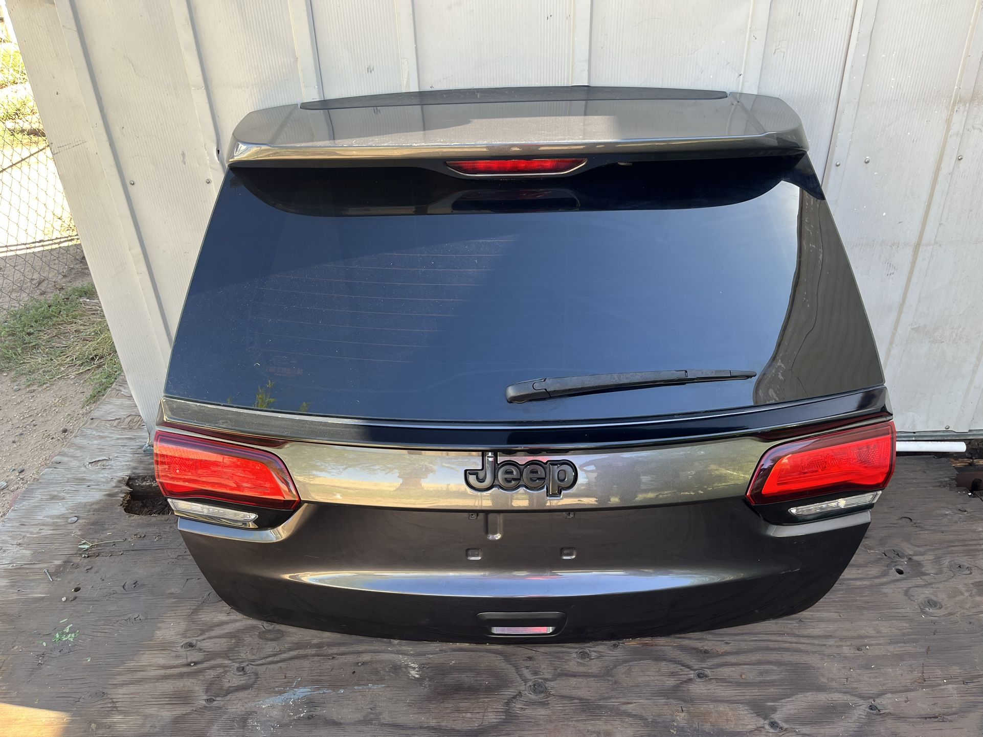 Jeep Srt Trunk