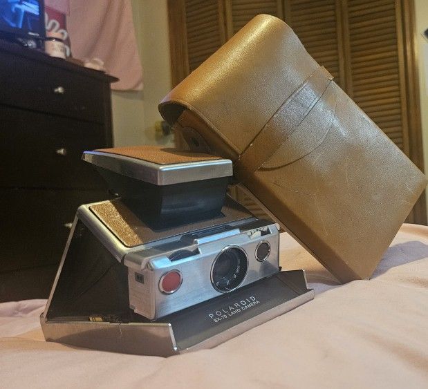 Polaroid SX-70 Land Camera