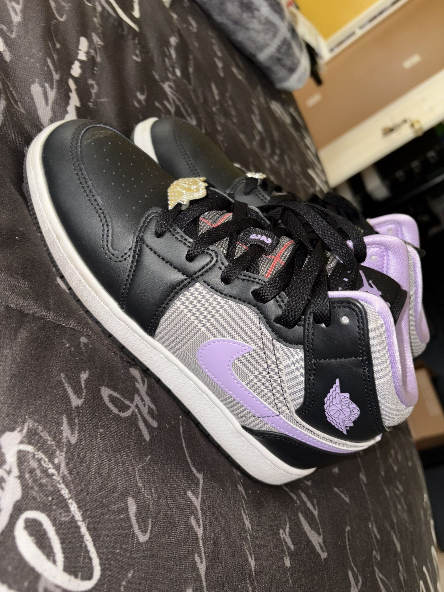 Jordan 1