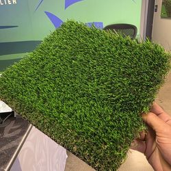 LUXE  TURF 106 OUNCES  1.75 INCH ARTIFICIAL GRASS PASTO SINTETICO ZACATE CESPED