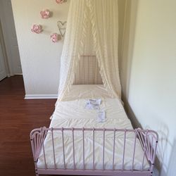 GIRL BEDROOM SET – COMPLETE SET – ONLY $50