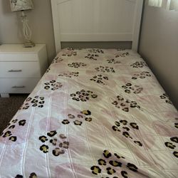 Twin Bed