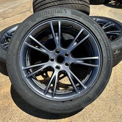 4x OEM 2025 Tesla Model Y Wheels Gemini Charcoal Rims Continental Tires 85% TREADTPMS 255/45/19 