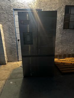 Samsung 31 cu. ft. French Door Refrigerator – NEW (Stainless Steel)