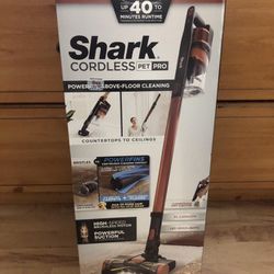 Shark Cordless Pet Pro Vacuum Brand New 
