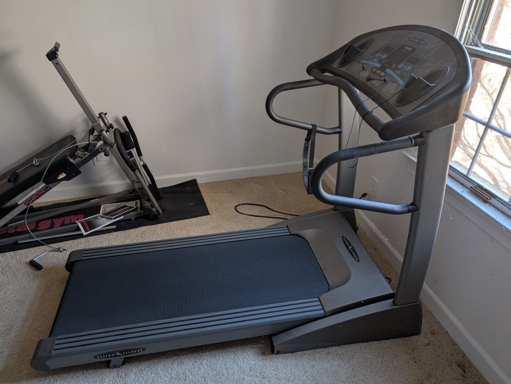 Vision Fitness t9450HRT Folding Treadmill 
