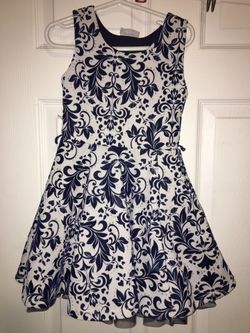 Girls size 5 dress