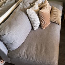 Property Bro's Sectional - 5 Pieces + Ottoman