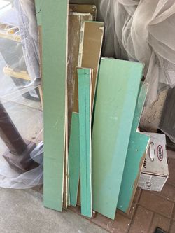 Free Drywall remnants 1/2” various sizes for patching