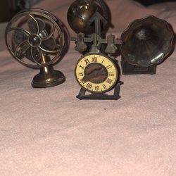DURHAM INDUSTRIES MINIATURE DIE CAST FURNITURE DOLL HOUSE COLLECTIBLES