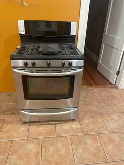 Kenmore stove and microwave