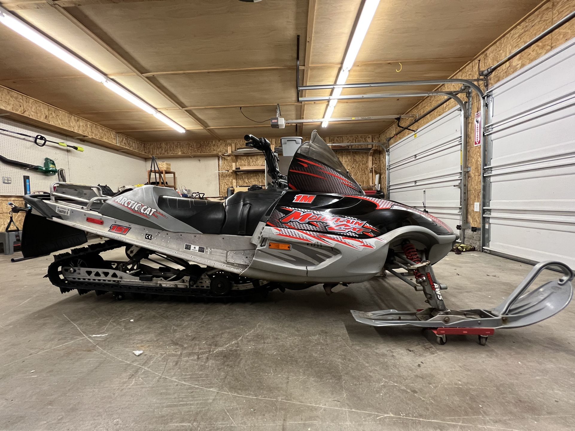 2003 Arctic Cat Mountain Cat 1M 900 with 151 Track