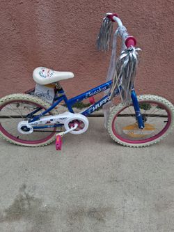 Girls bike