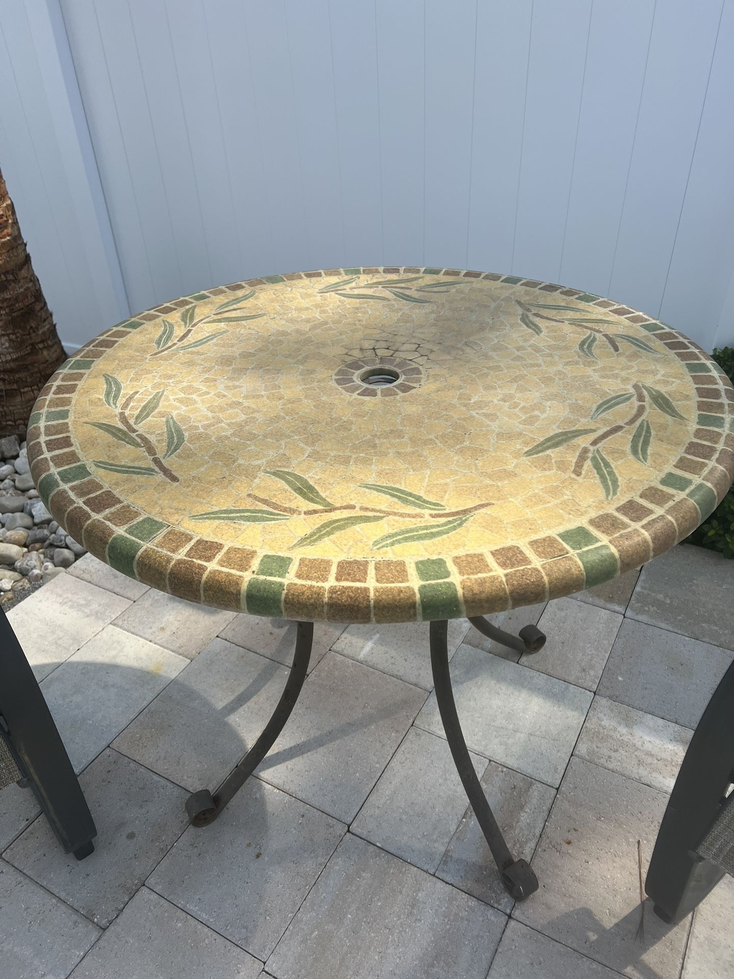 Outdoor bistro Table
