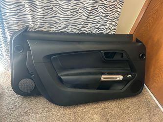 2015-2023 Mustang Front Door Panels