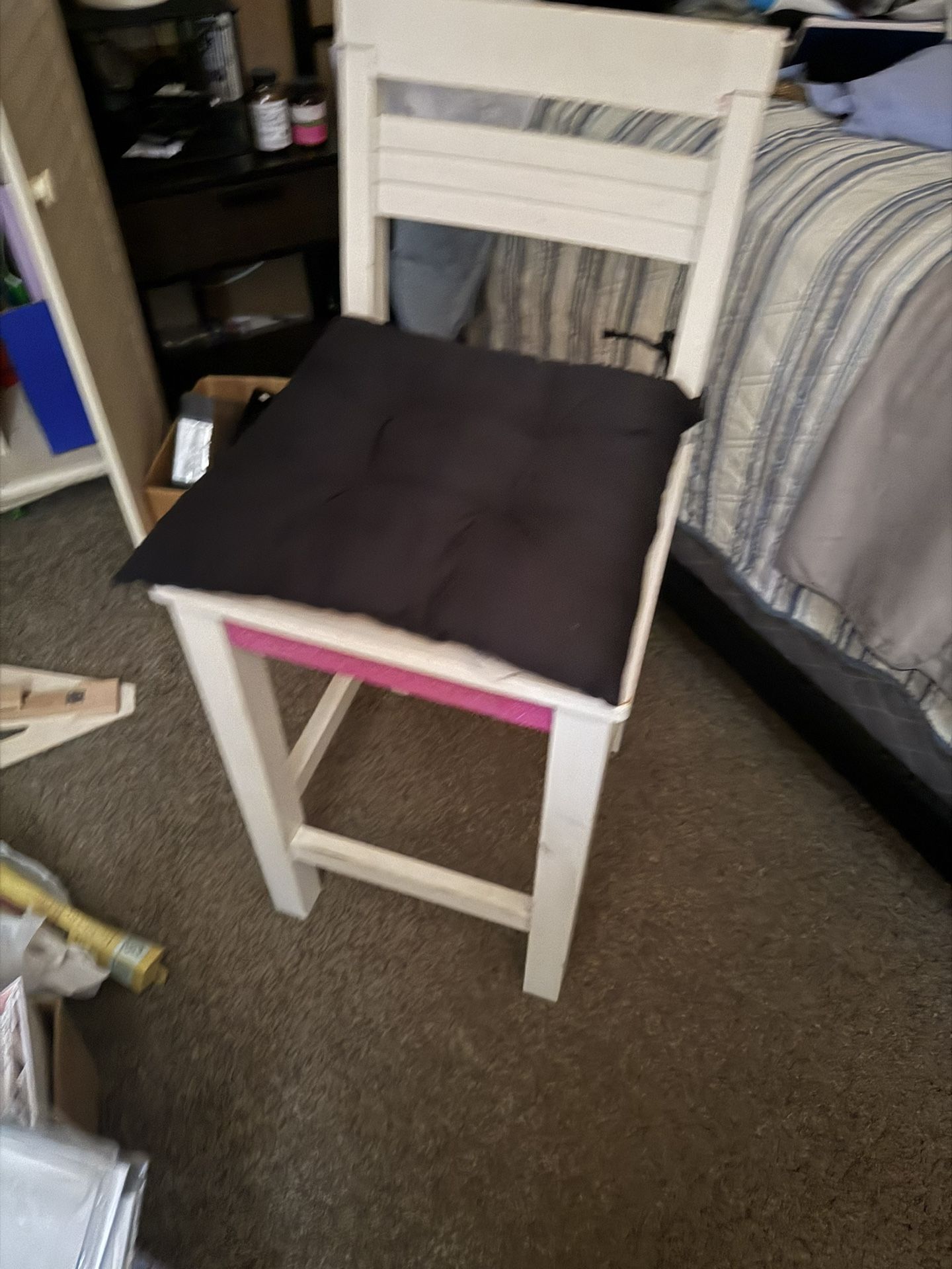 Vanity Dresser Unisex